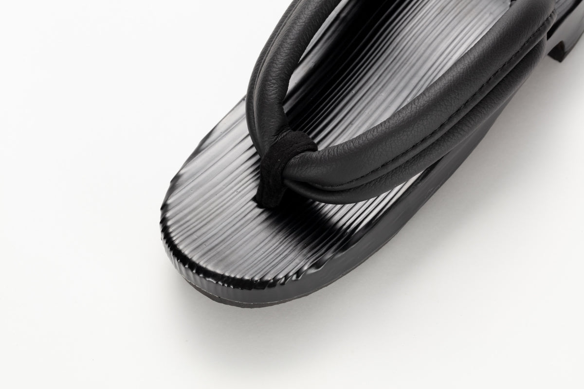 Femmes En Cuir Hita Geta