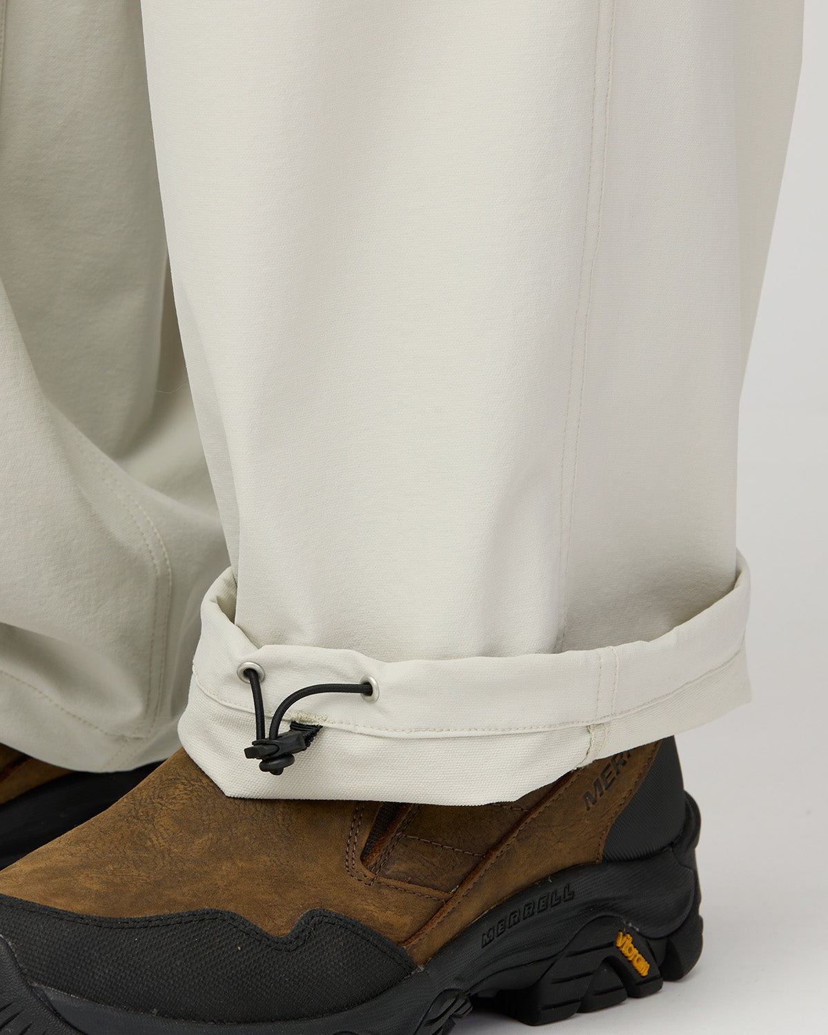 Water-Repellent Stretch Relaxed Pants