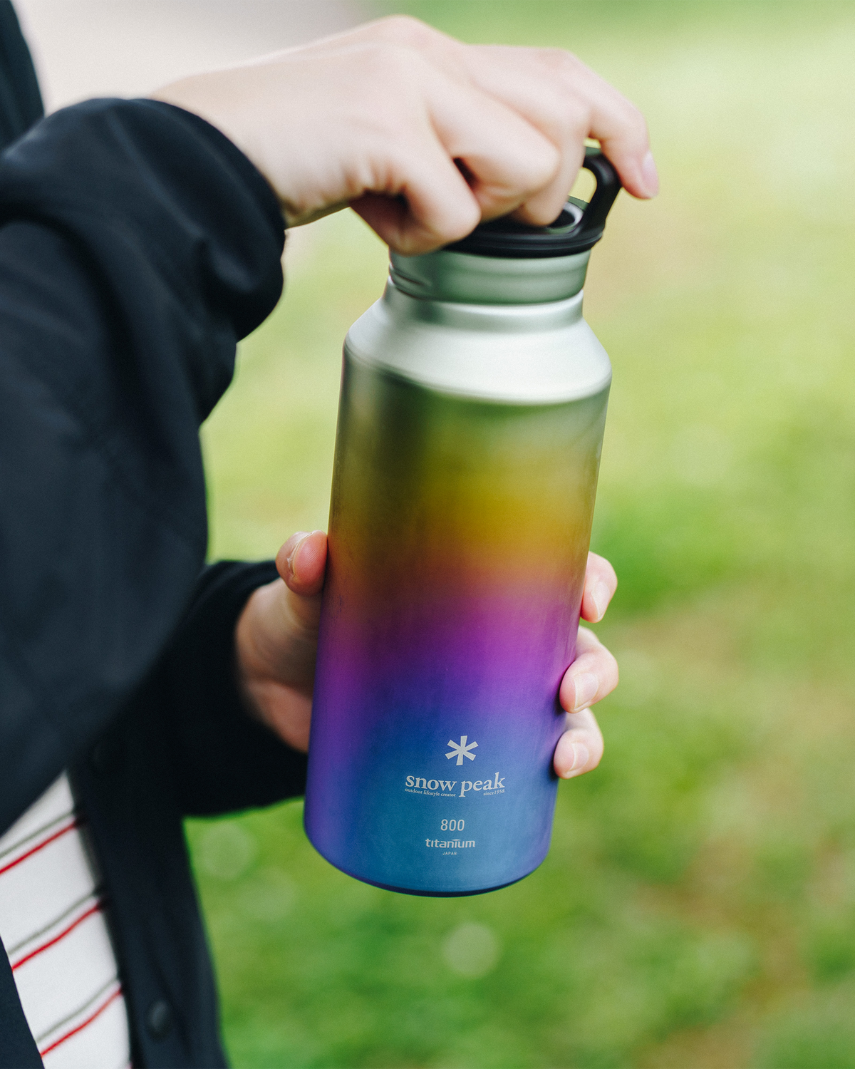 ⁣⁢Bouteille Aurore Boréale En Titane⁤⁣
